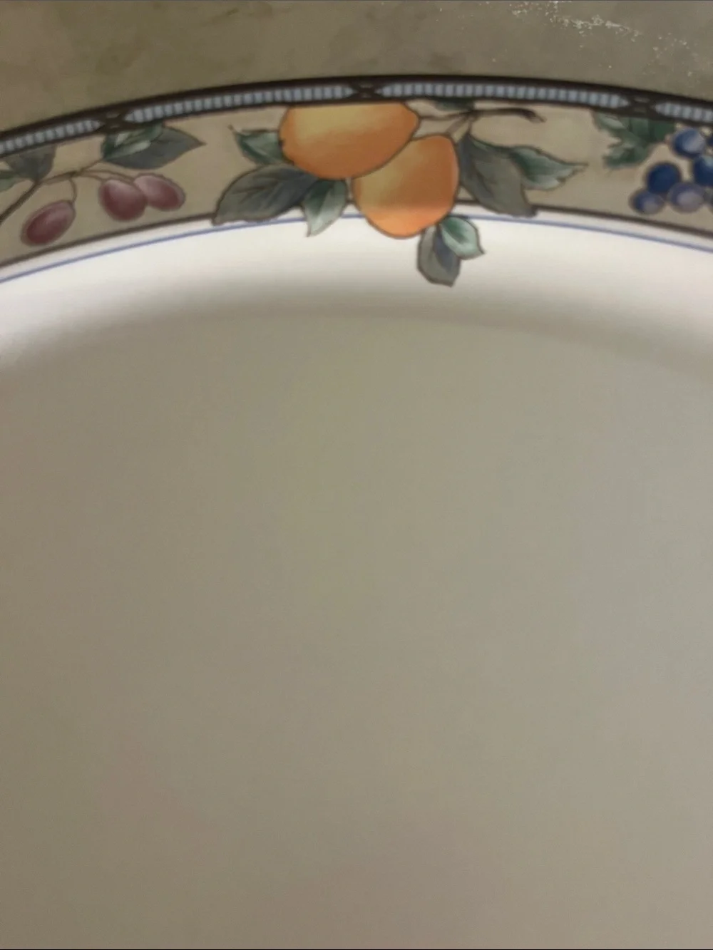 Mikasa Intaglio Garden Harvest Oval serving platter fruit 15” x 11”